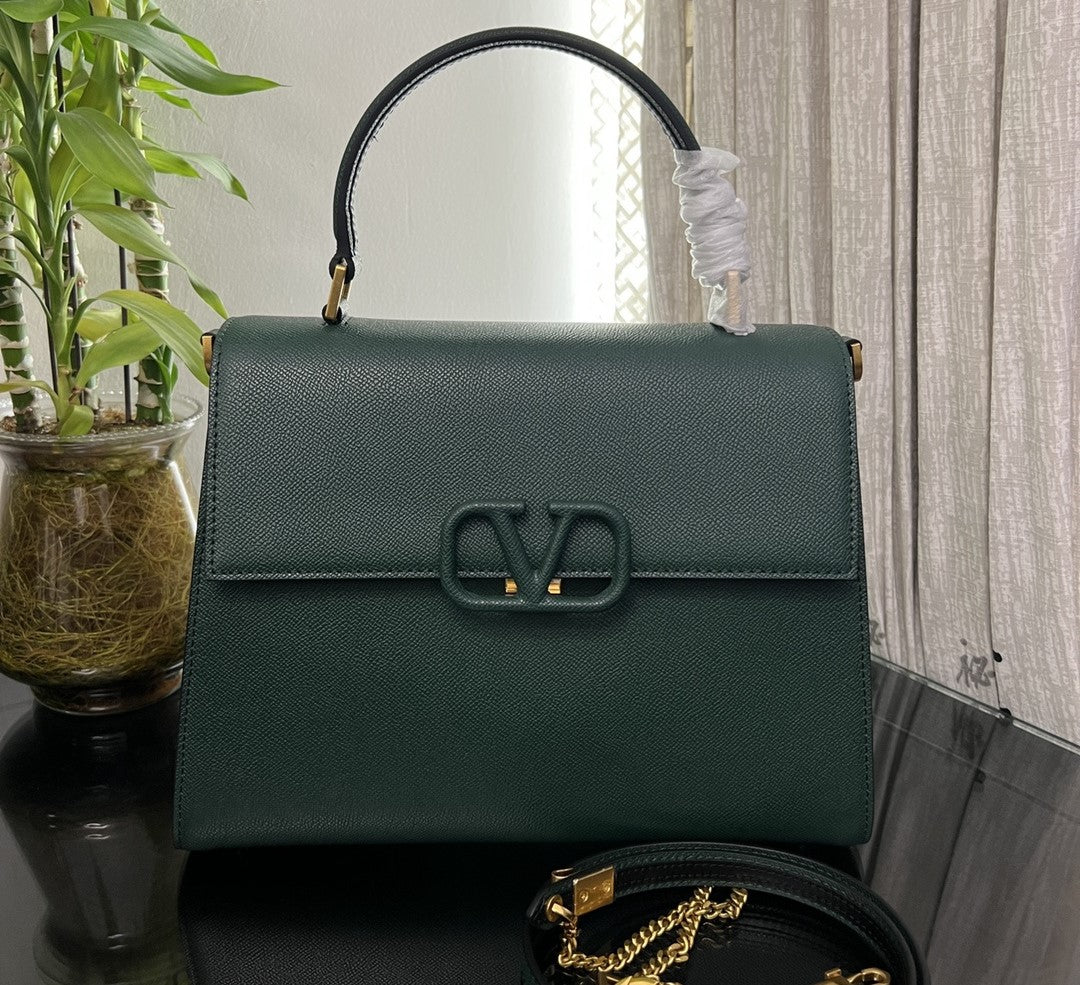 Bolso Valentino Garavani VSLING – Cuero de Becerro Graneado
