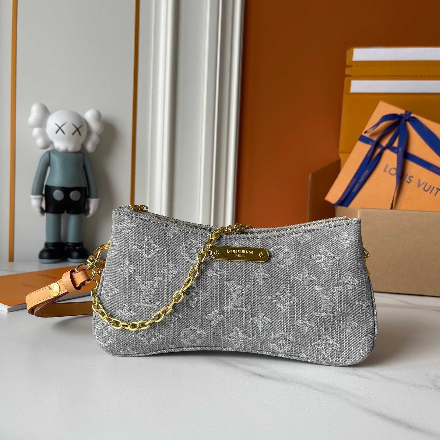 Bolso Pochette Denim Azul | Estilo Vintage Moderno en Panamá