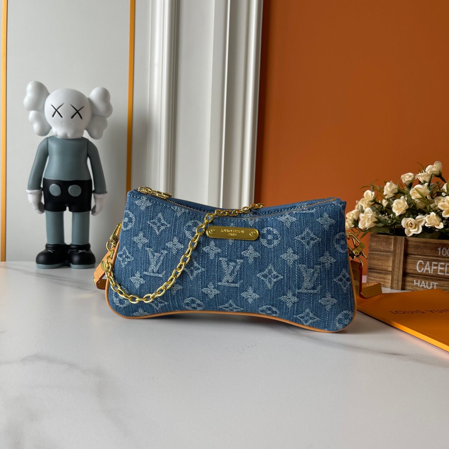 Bolso Pochette Denim Azul | Estilo Vintage Moderno en Panamá