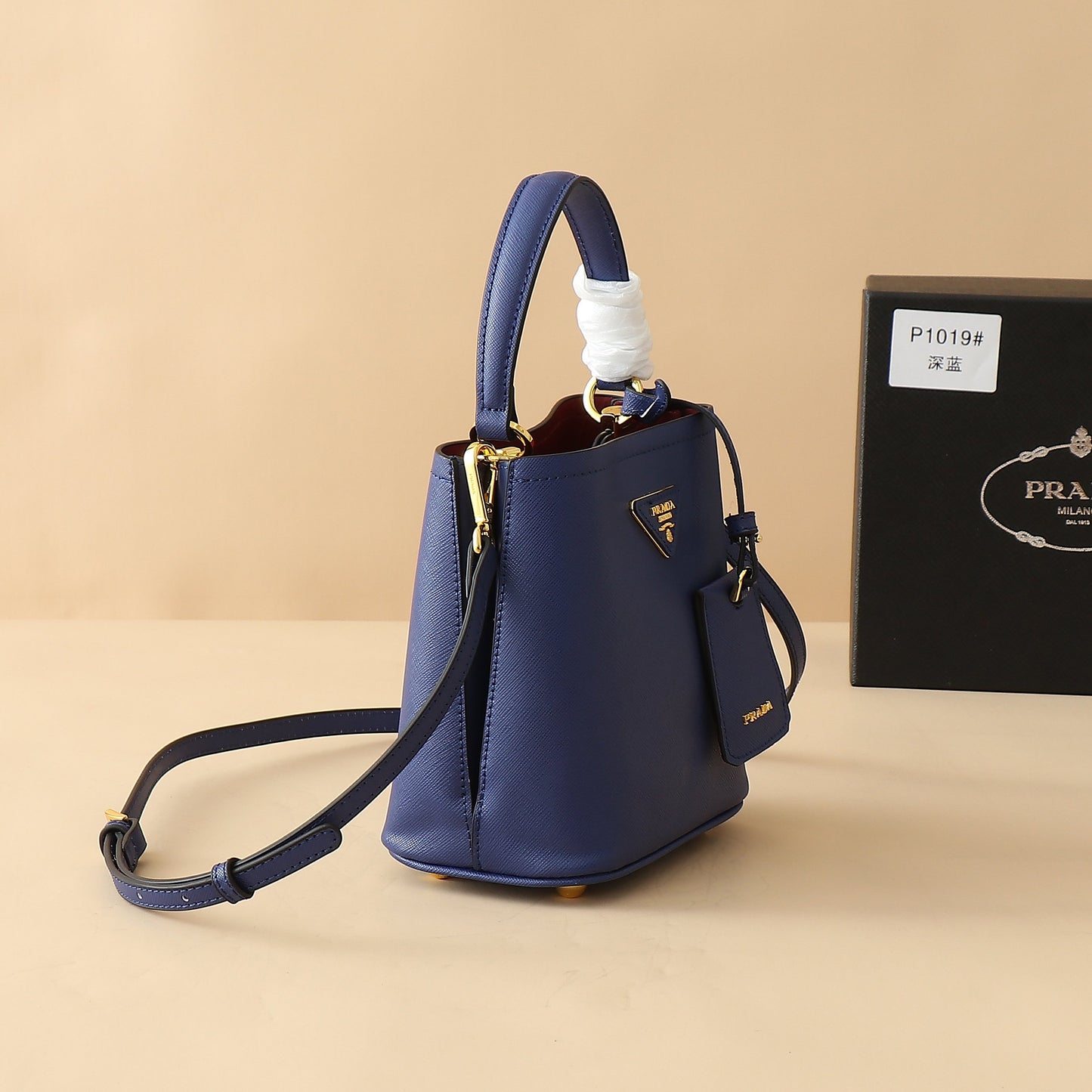 Bolso Prada Double Bucket Mini | Elegancia Moderna en Panamá