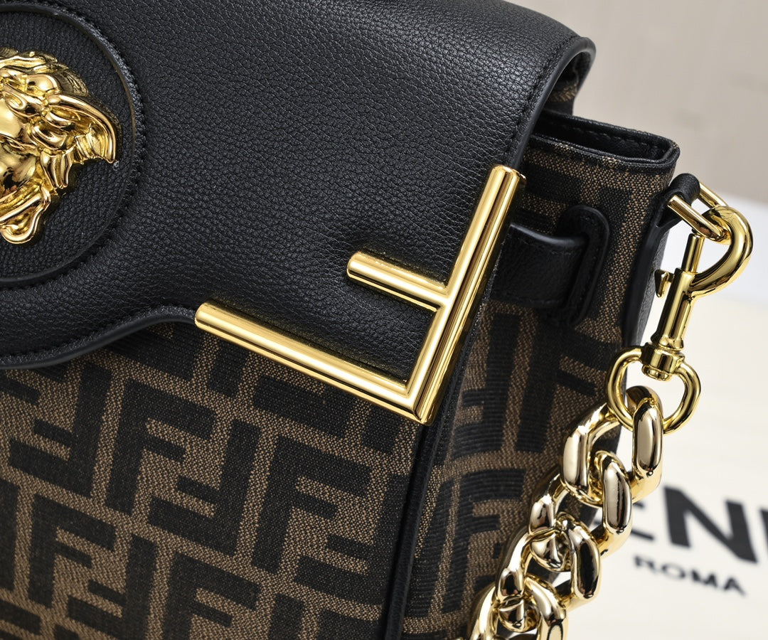 Bolso Fendi Fendace Medusa | Edición Especial de Lujo en Panamá