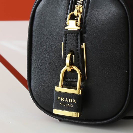 Bolso PRADA New Pocket | Cartera de Lujo 2023 en Panamá