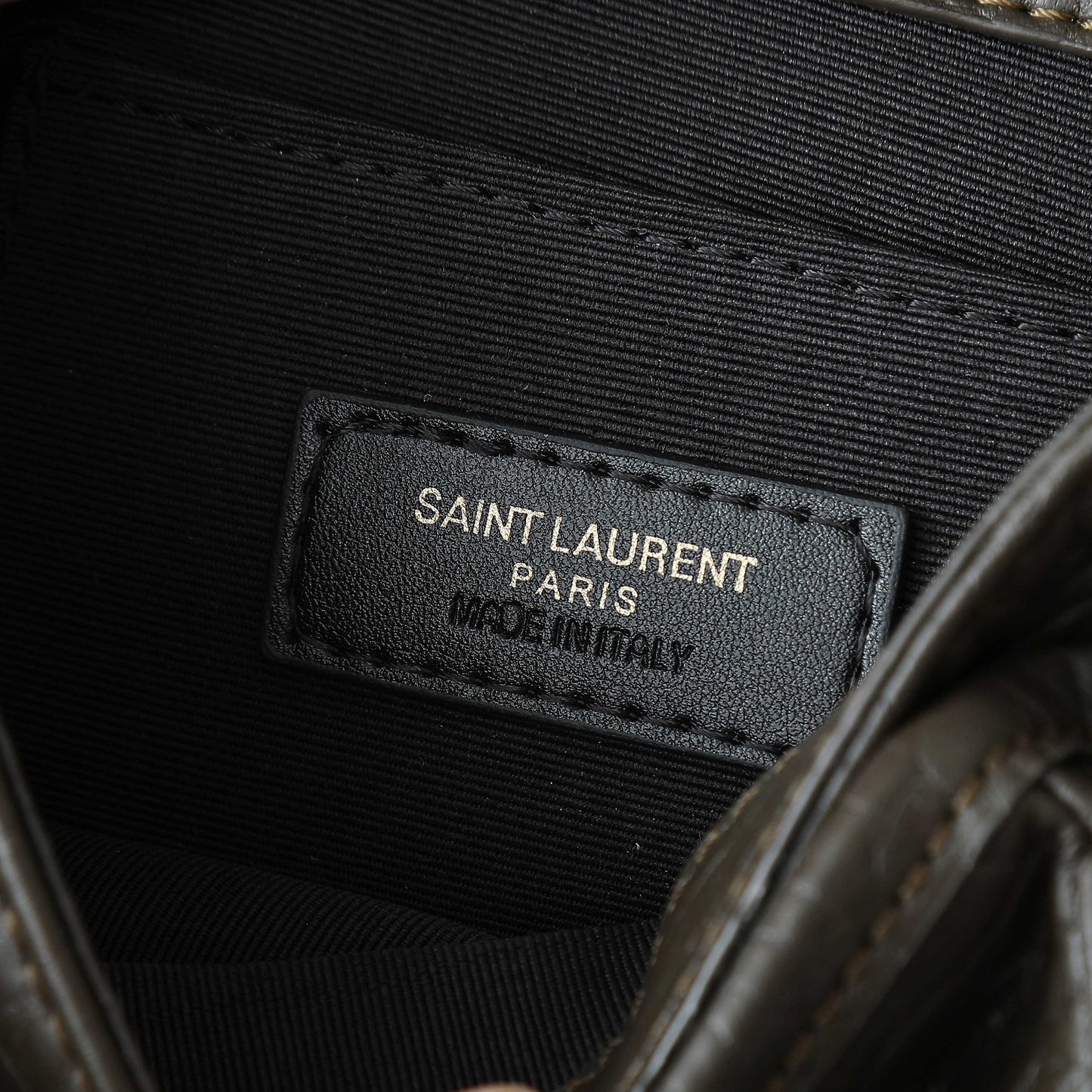 YSL | Bolso Niki Estilo Mini | Lujo Vintage y Versatilidad en Panamá