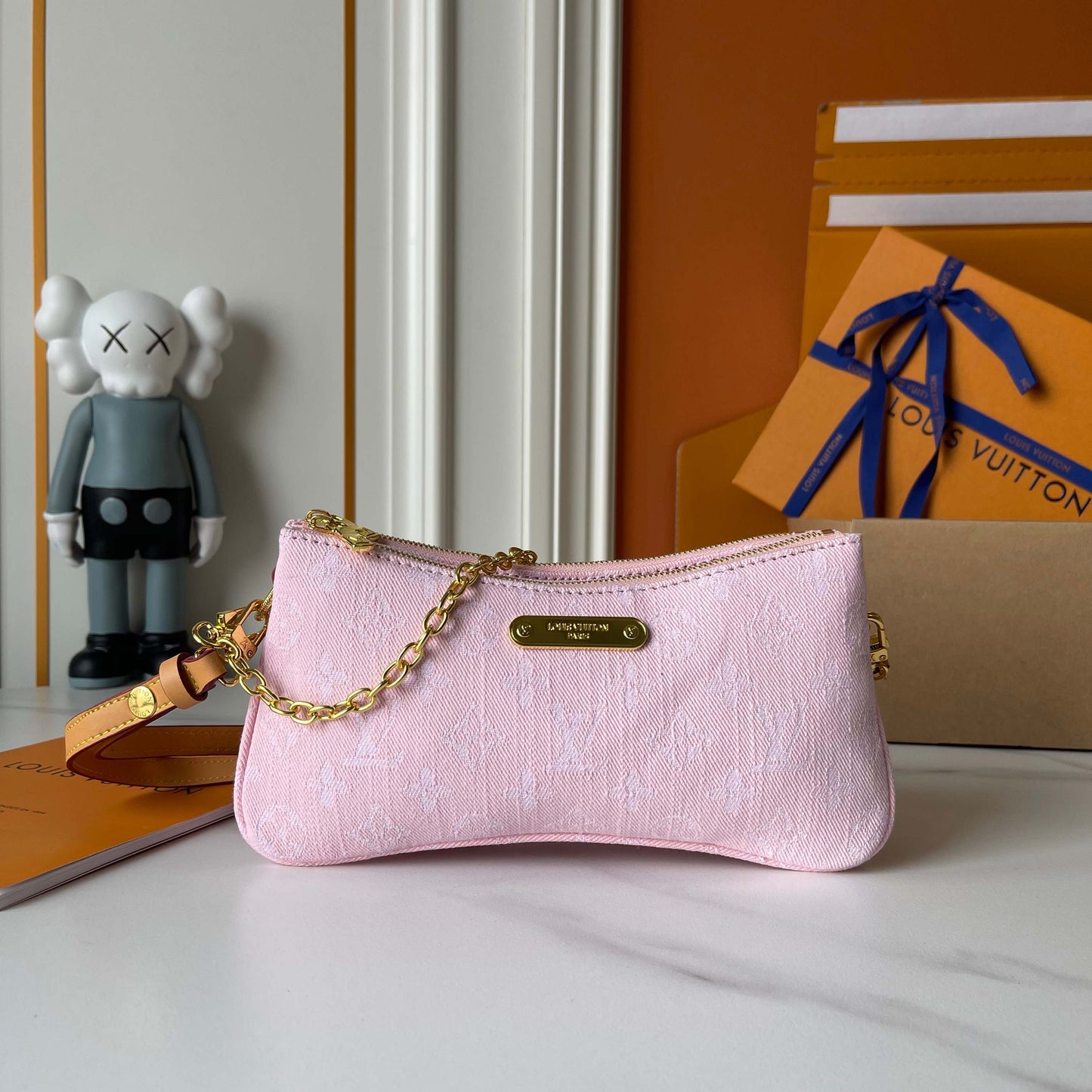 Bolso Pochette Denim Azul | Estilo Vintage Moderno en Panamá
