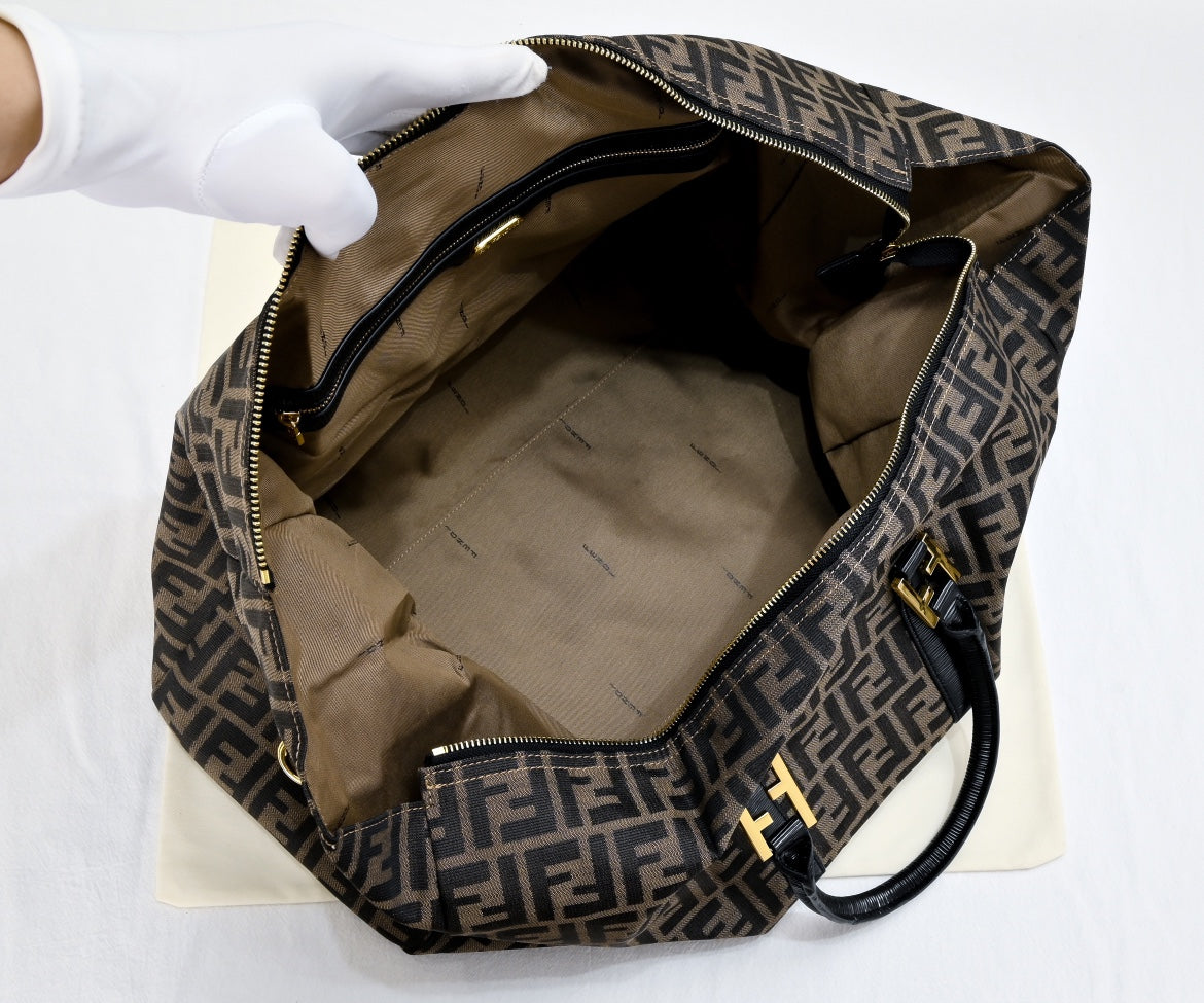 Bolso de Viaje Fendi Vintage | Estilo Clásico y Funcionalidad en Panamá