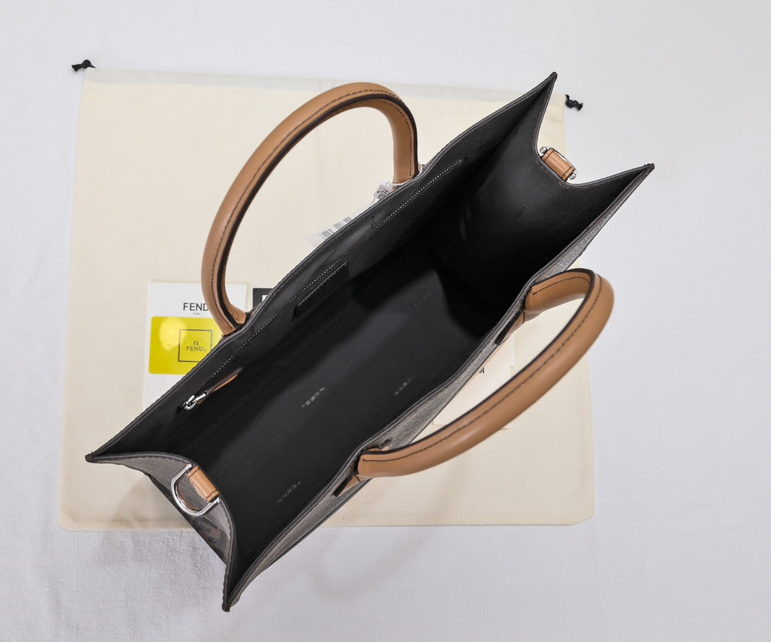 Bolso Tote Fendi Vintage Old School | Estilo Ejecutivo y Viajes en Panamá