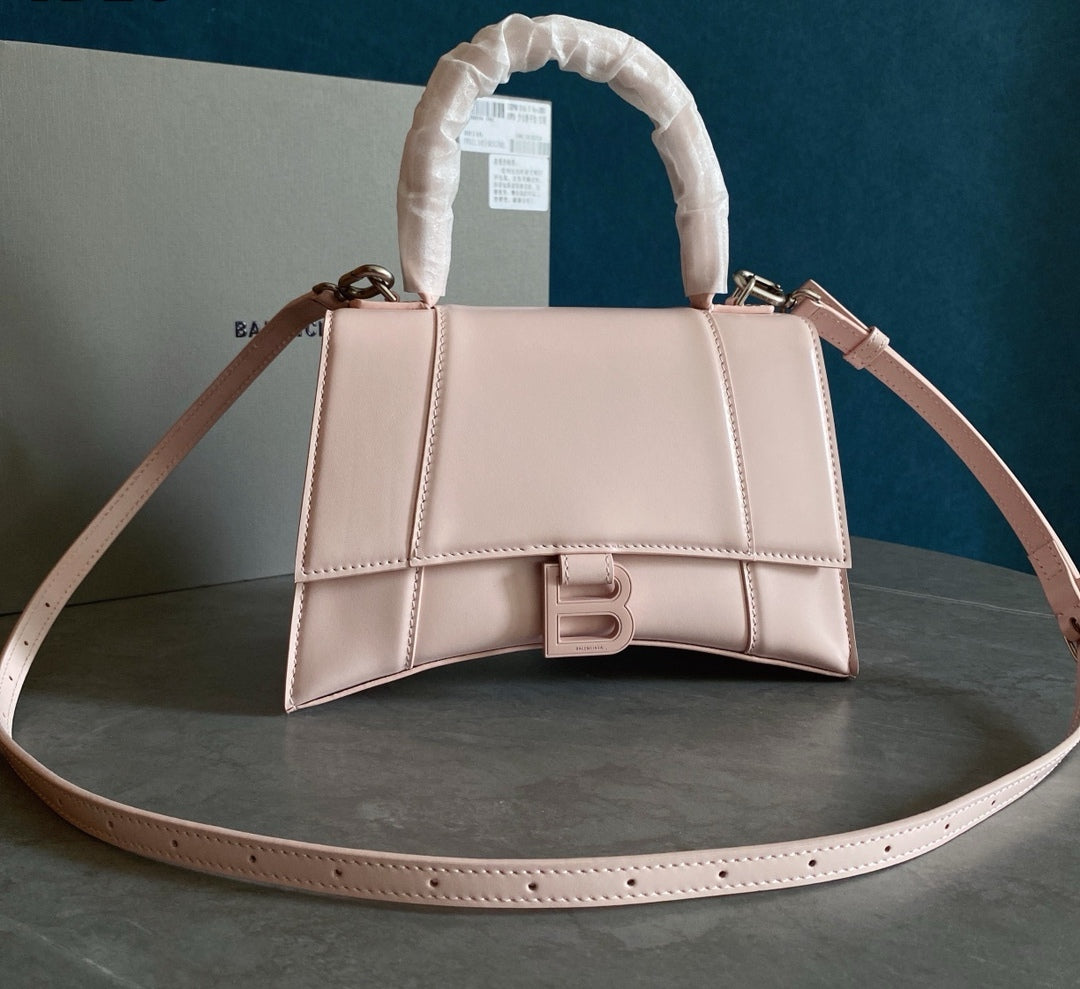 Balenciaga Hourglass Mini Rosa Pastel – Dulzura, Diseño y Distinción