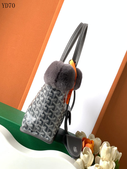 Goyard Shopper Gris con Forro de Pelo – Elegancia Invernal con Estilo Exclusivo