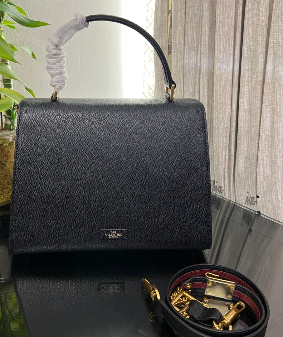 Bolso Valentino Garavani VSLING – Cuero de Becerro Graneado