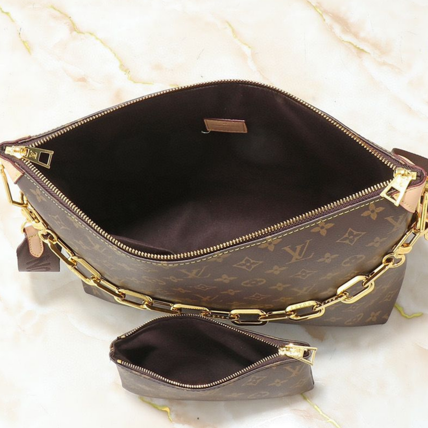 Louis Vuitton Shoulder Bag Coussin | Bolso de Lujo Multifuncional en Panamá