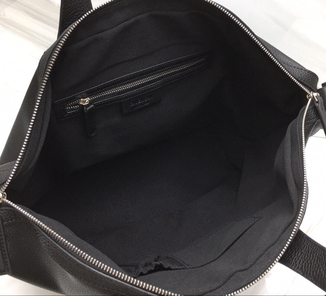 Bolso Givenchy Nightingale Medium – Cuero Sugar Negro