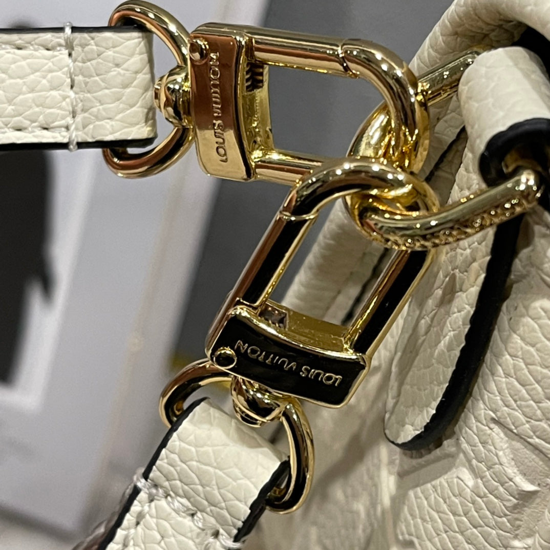Louis Vuitton Diane Bag en Monogram Empreinte – Elegancia Versátil con Estilo Deportivo-Chic