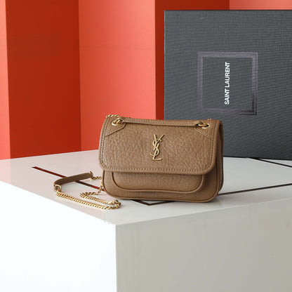 YSL | Bolso Niki Estilo Mini | Lujo Vintage y Versatilidad en Panamá
