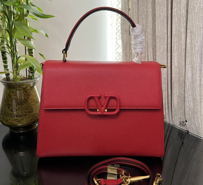 Bolso Valentino Garavani VSLING – Cuero de Becerro Graneado