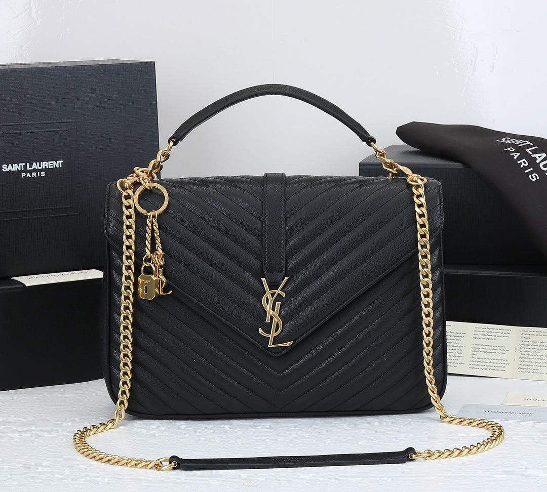 Bolso Saint Laurent de Piel | Elegancia y Sofisticación en Panamá