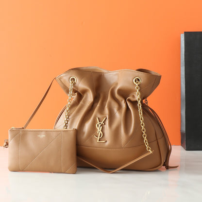 Bolso Yves Saint Laurent Large Pochon Tote | Estilo Versátil y Moderno en Panamá