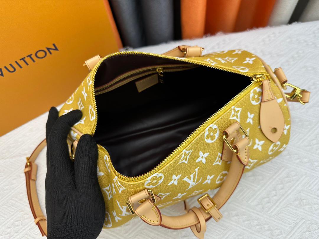 Louis Vuitton | Side Trunk Mediano Amarillo