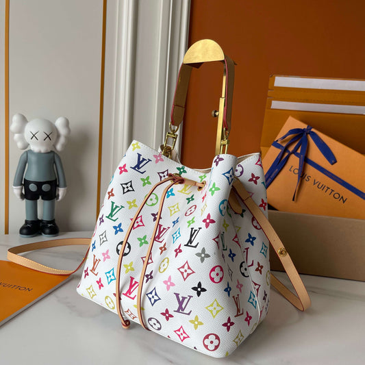 Louis Vuitton x Murakami NéoNoé | Bolso Bucket Tricolor de Lujo en Panamá