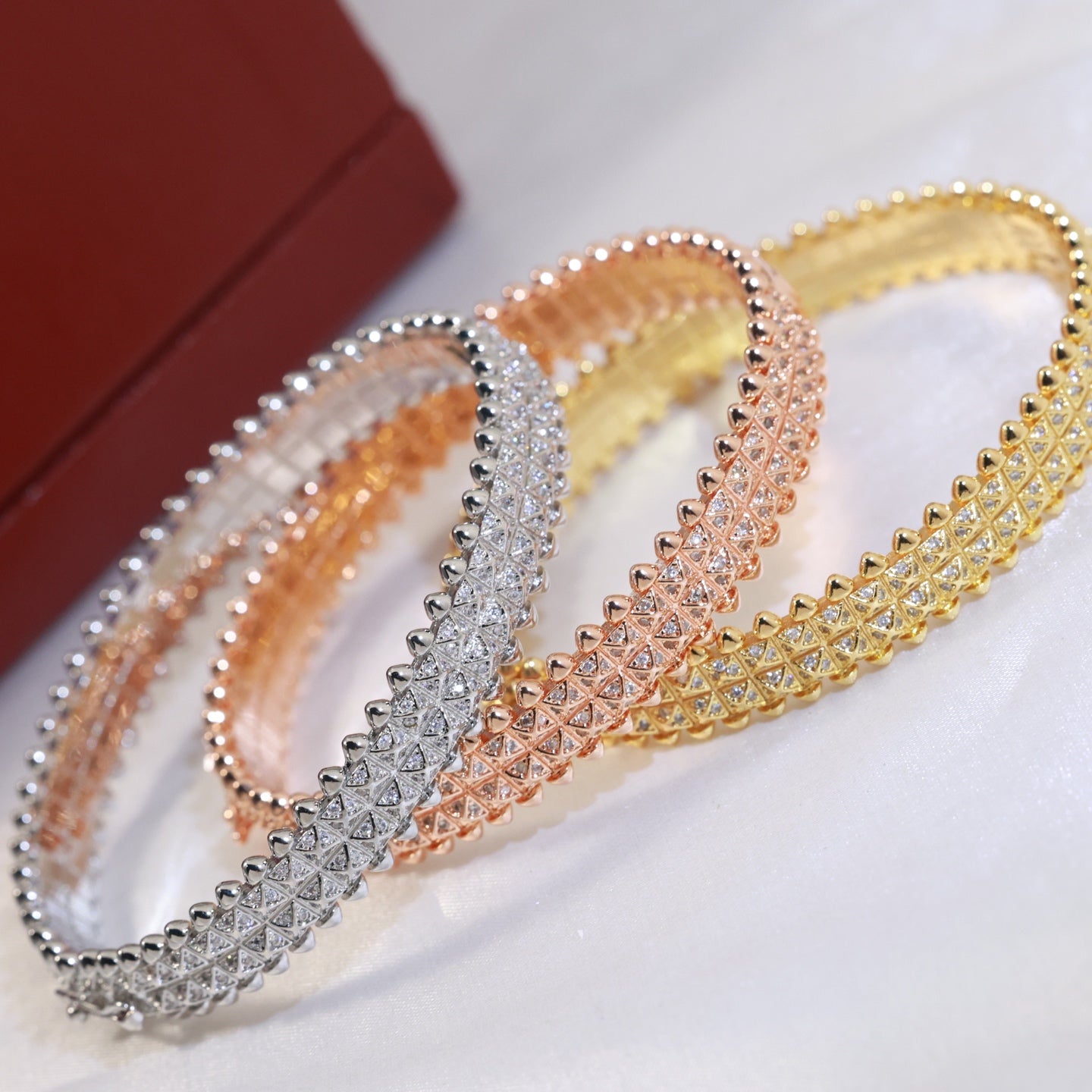 Brazalete Clash de Cartier | Pulsera de Lujo Alta Gama en Panamá