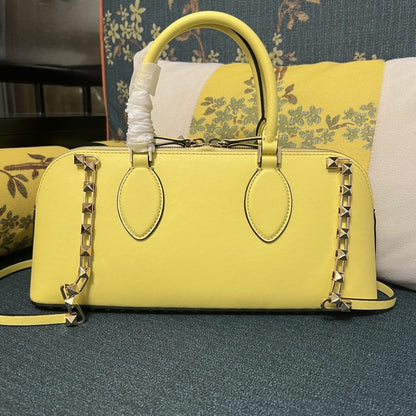 Bolso Valentino Rockstud East-West – Cuero Genuino Negro