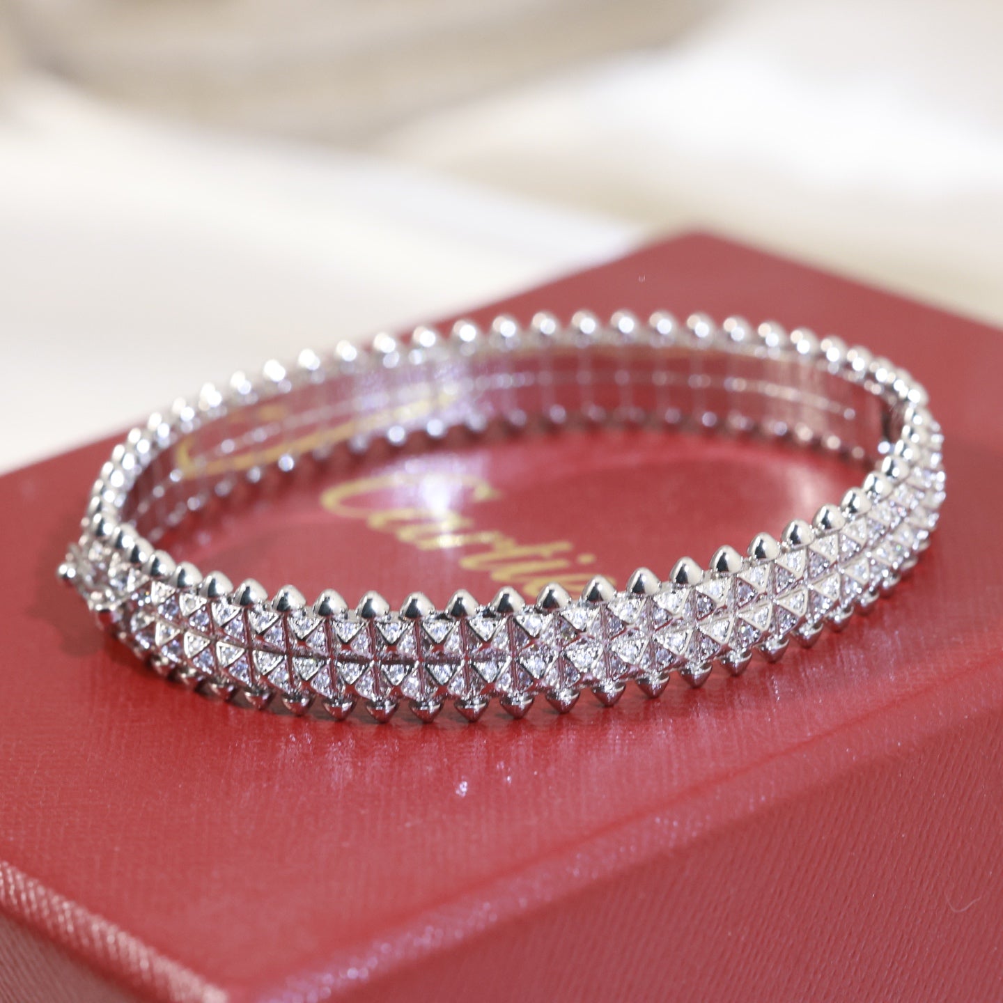 Brazalete Clash de Cartier | Pulsera de Lujo Alta Gama en Panamá