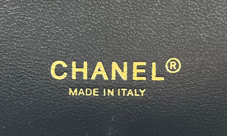 Chanel Flap Bag Aterciopelada 25cm – Cuero Importado, Hecha a Mano
