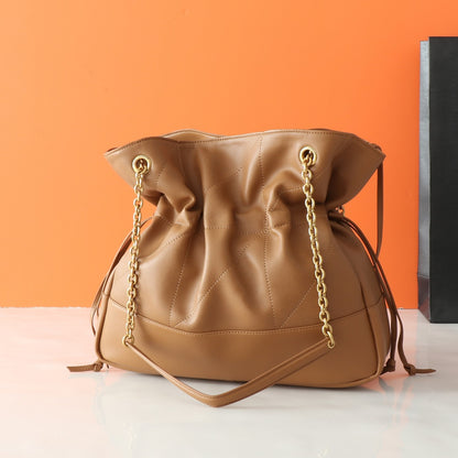 Bolso Yves Saint Laurent Large Pochon Tote | Estilo Versátil y Moderno en Panamá