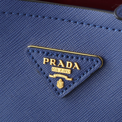 Bolso Prada Double Bucket Mini | Elegancia Moderna en Panamá