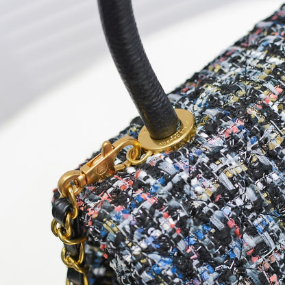 Bolso de Tweed con Lentejuelas | Elegancia Artesanal y Glamour en Panamá