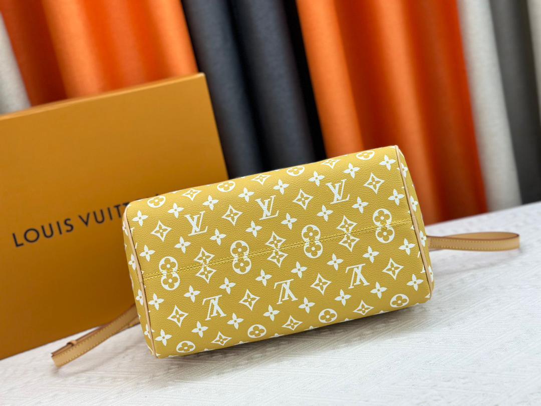 Louis Vuitton | Side Trunk Mediano Amarillo