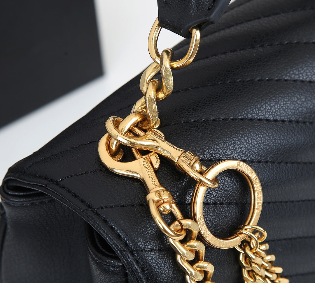 Bolso Saint Laurent de Piel | Elegancia y Sofisticación en Panamá