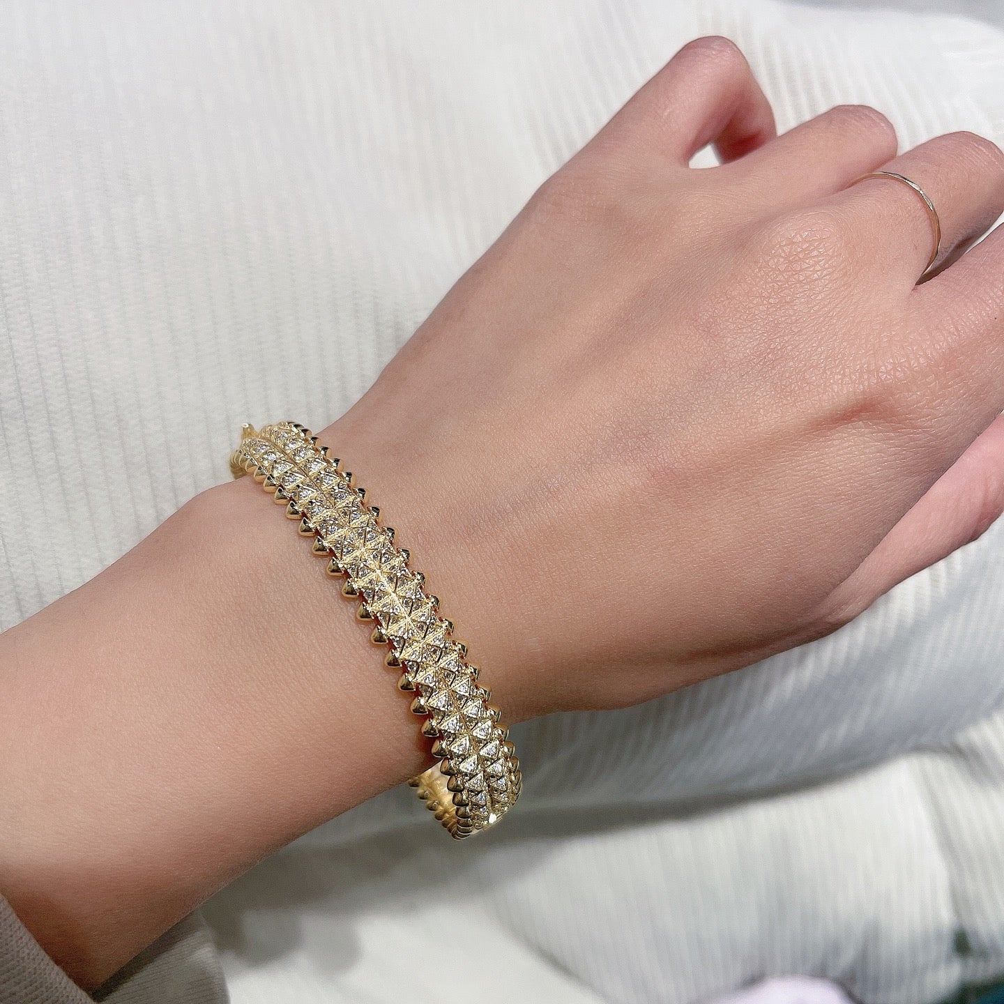 Brazalete Clash de Cartier | Pulsera de Lujo Alta Gama en Panamá