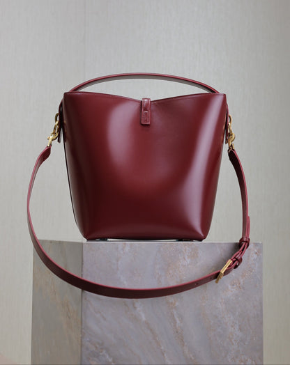 Saint Laurent Le 37 Shoulder Bag en Cuero 'Dark Bordeaux'