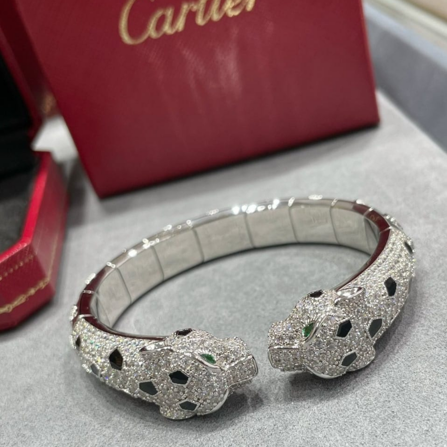 Brazalete Cartier Pantera Doble Cabeza | Pulsera de Lujo en Panamá