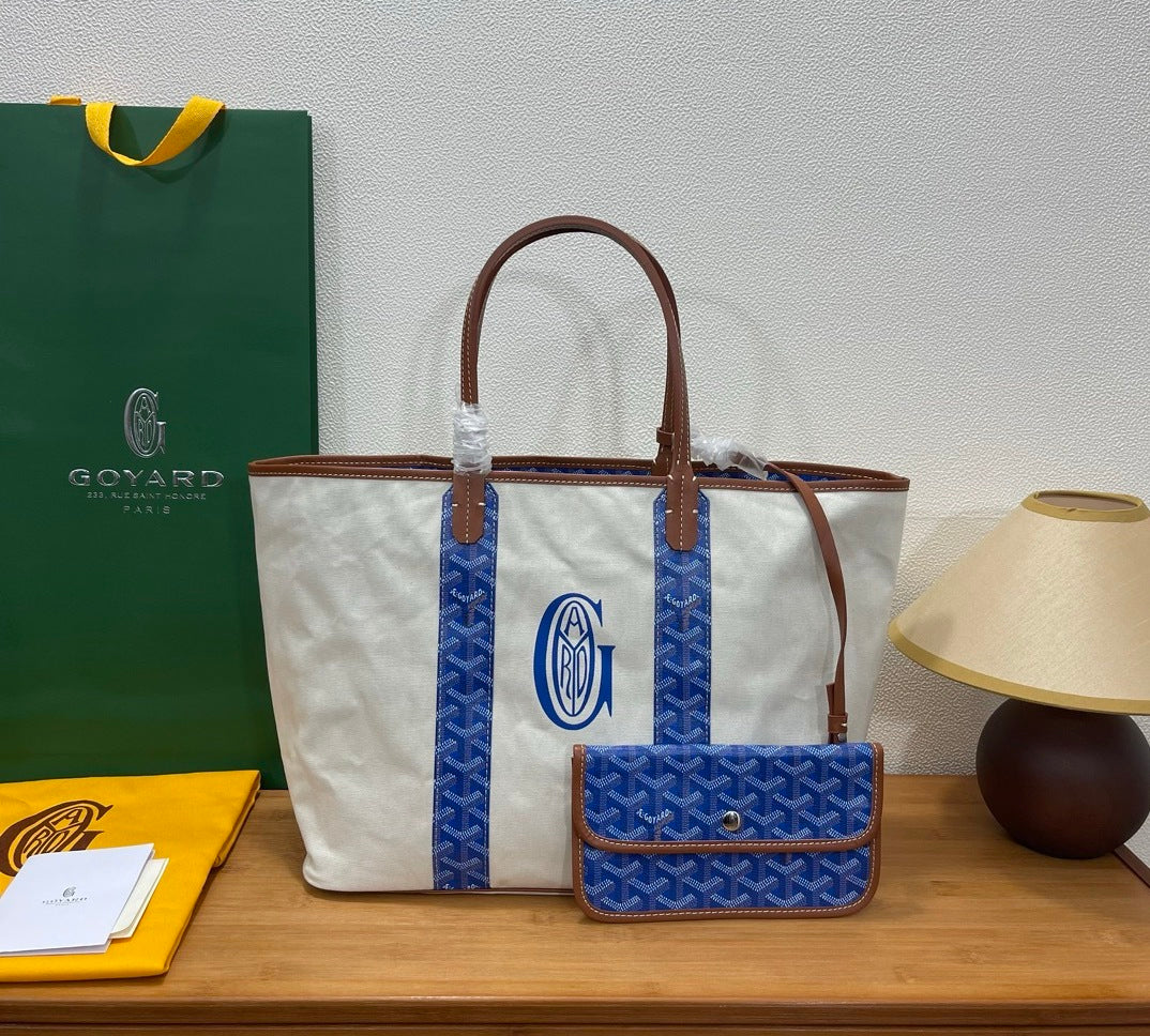 Goyard Saint Louis Tote Bag Blanca con Monograma – Espacio, Estilo y Exclusividad