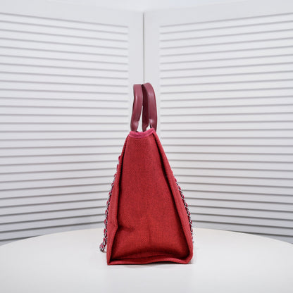 CHANEL Deauville Tote Bag Color Rojo | Elegante y Casual