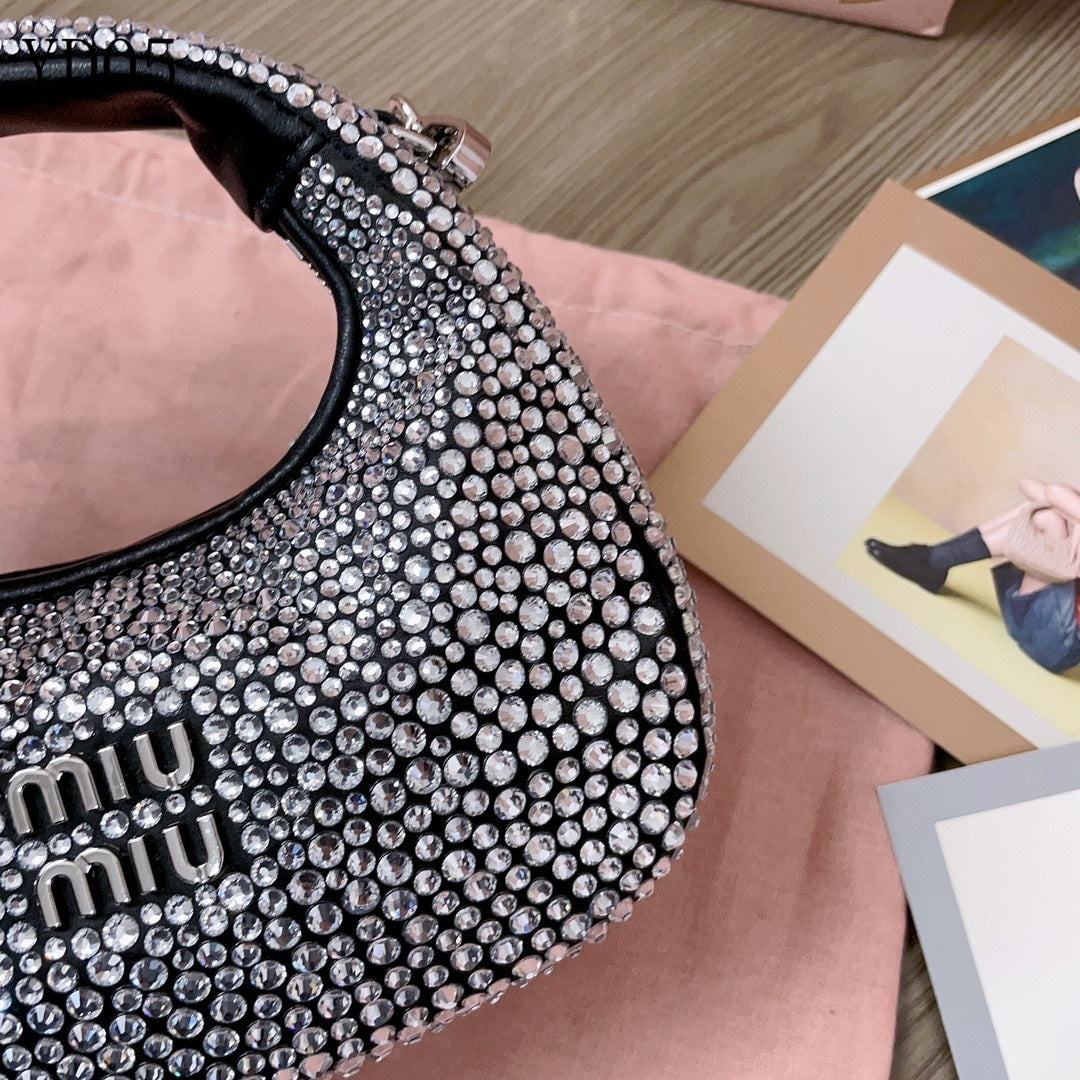 Mini Bag Miu Miu con Cristales 'Nero' – 100% Cuero, Hecha a Mano
