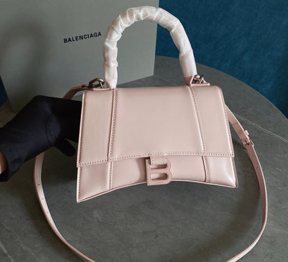 Balenciaga Hourglass Mini Rosa Pastel – Dulzura, Diseño y Distinción