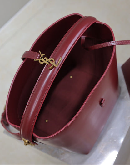 Saint Laurent Le 37 Shoulder Bag en Cuero 'Dark Bordeaux'