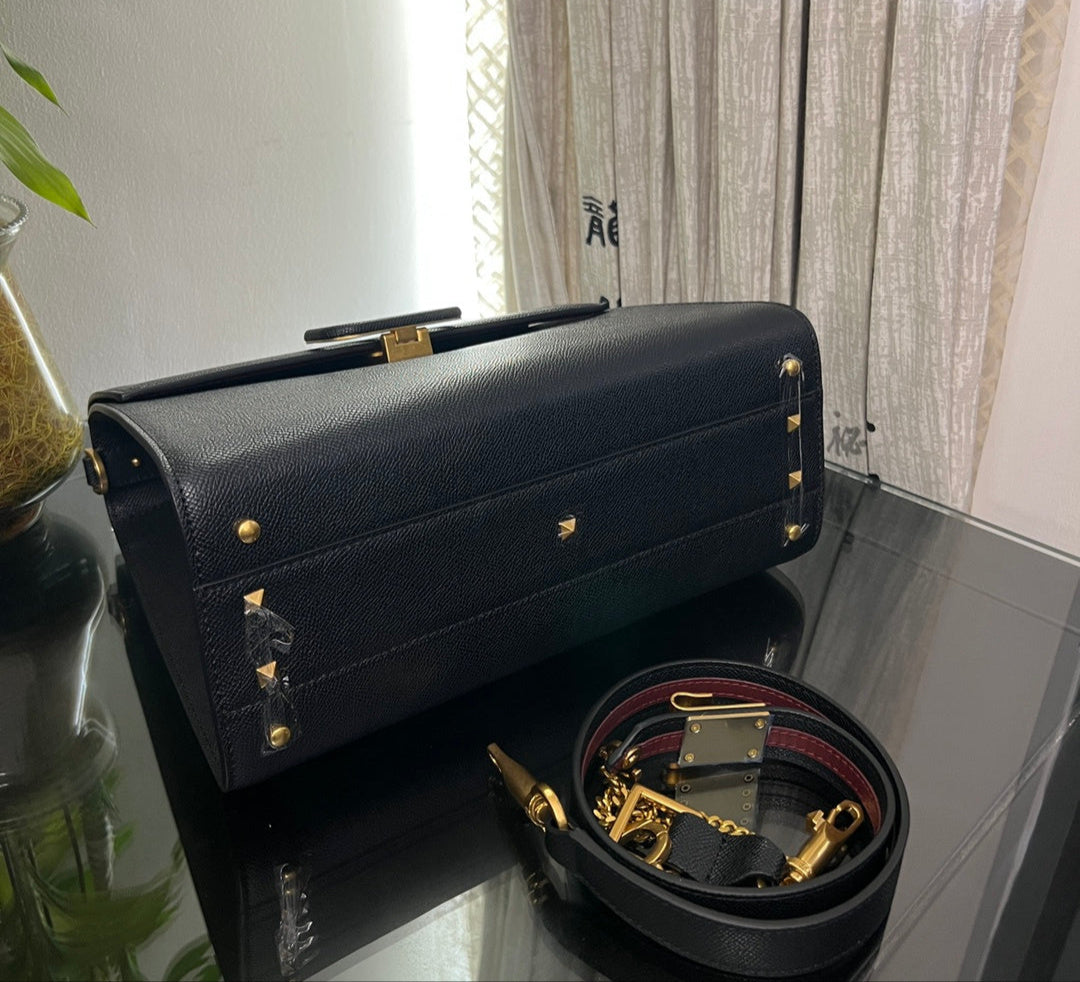 Bolso Valentino Garavani VSLING – Cuero de Becerro Graneado