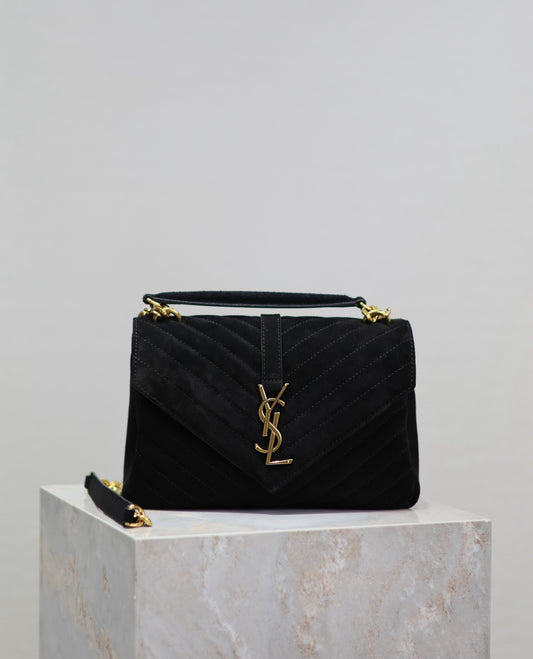 Bolso Saint Laurent College Monogram – Glamour en Negro con Toques Dorados