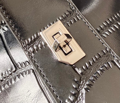 Bolso Givenchy Antigona Lock Soft – Edición de Alta Costura en Cuero de Becerro