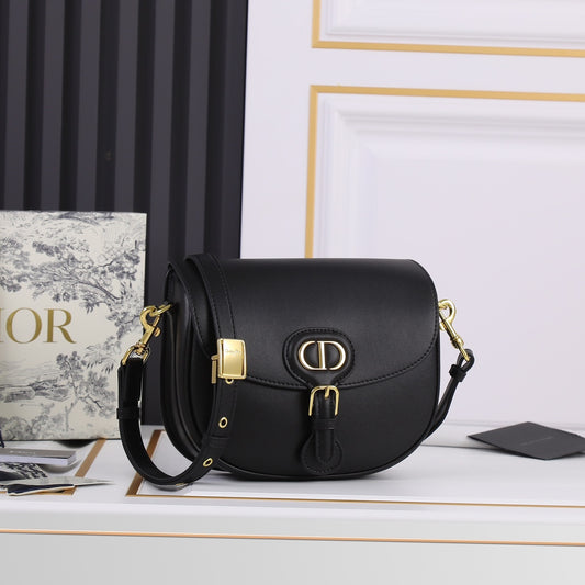 Dior Bobby Bag Small Color Negro | Elegante y Moderno