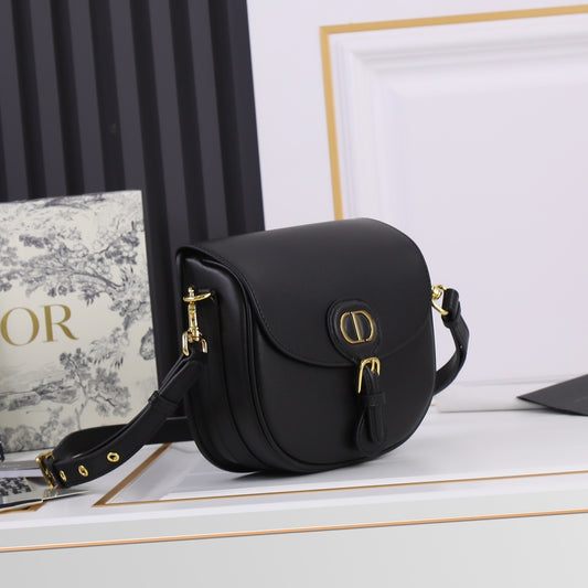 Dior Bobby Bag Small Color Negro | Elegante y Moderno