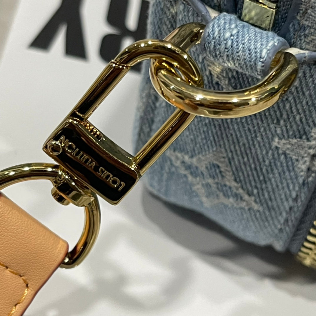 Louis Vuitton Alpha Wearable Wallet en Denim Monogram – Diseño 2 en 1 con Estilo Vintage Urbano