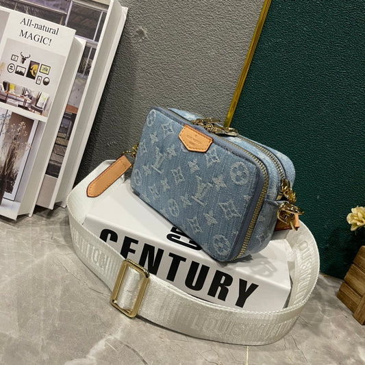 Louis Vuitton Alpha Wearable Wallet en Denim Monogram – Diseño 2 en 1 con Estilo Vintage Urbano