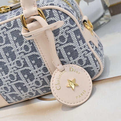 Dior D-Vibe Bowling Bag Small Color Oblique Azul Grisáceo | Deportivo y Elegante