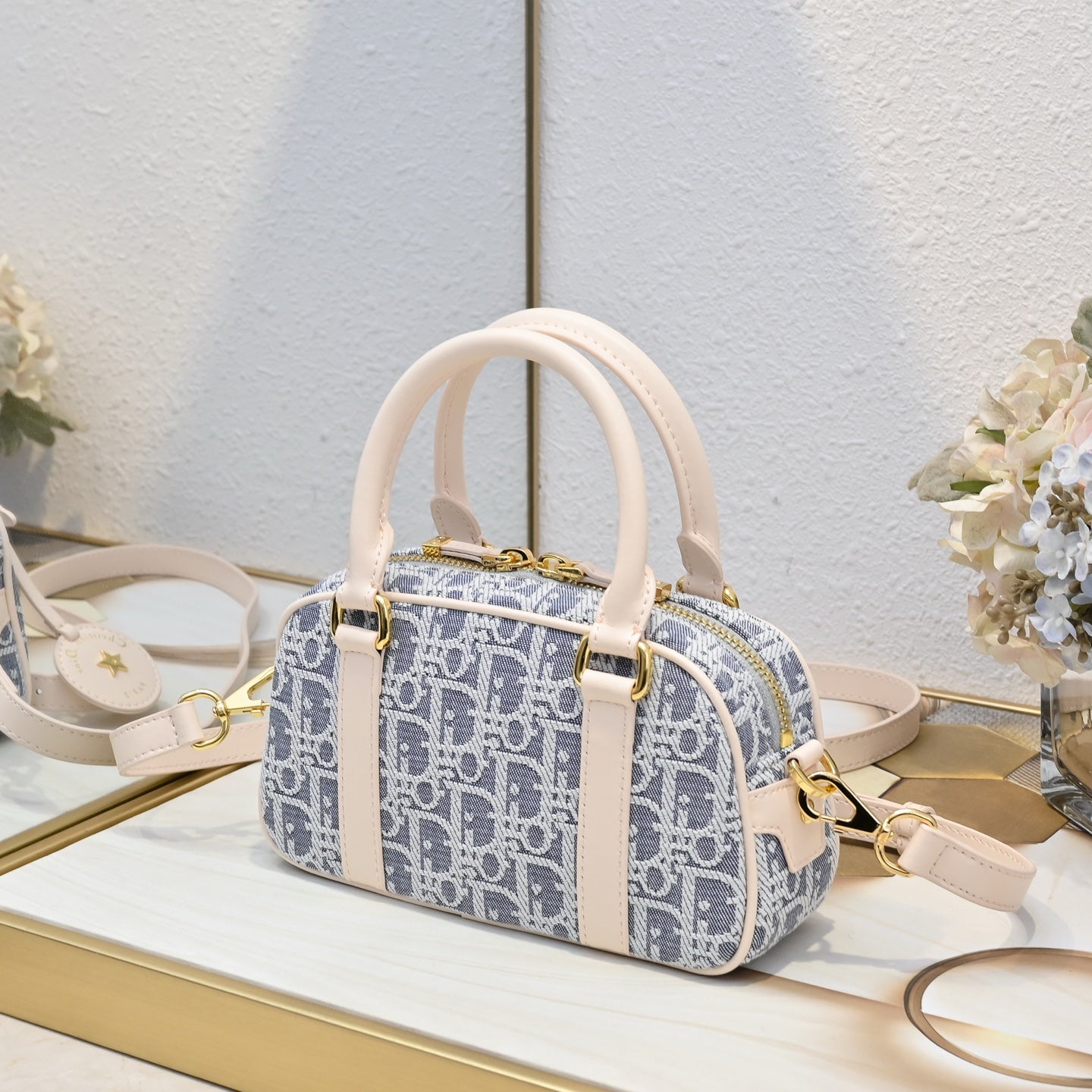 Dior D-Vibe Bowling Bag Small Color Oblique Azul Grisáceo | Deportivo y Elegante
