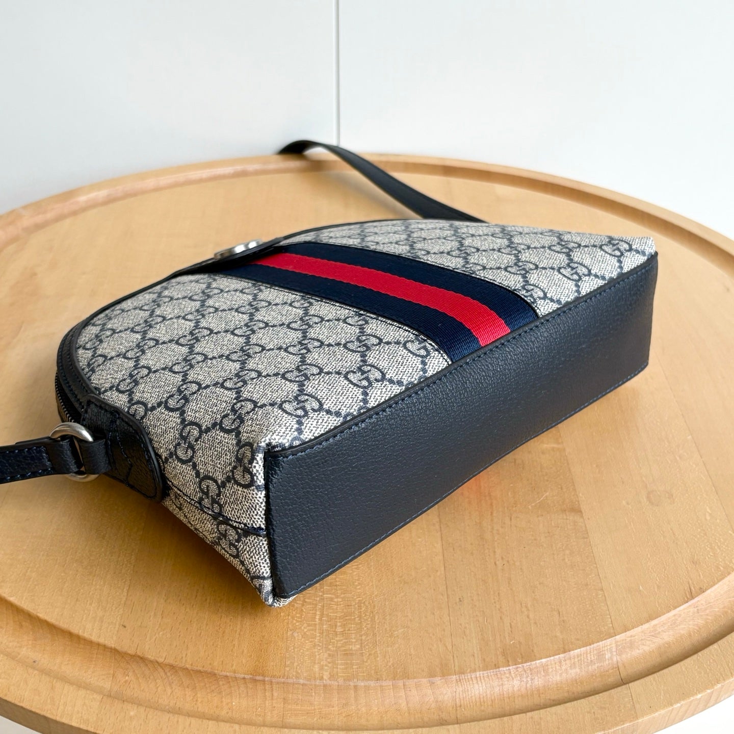 GUCCI GG Ophidia Estilo Dome Shoulder Bag Blue | Diseño Compacto y Elegante