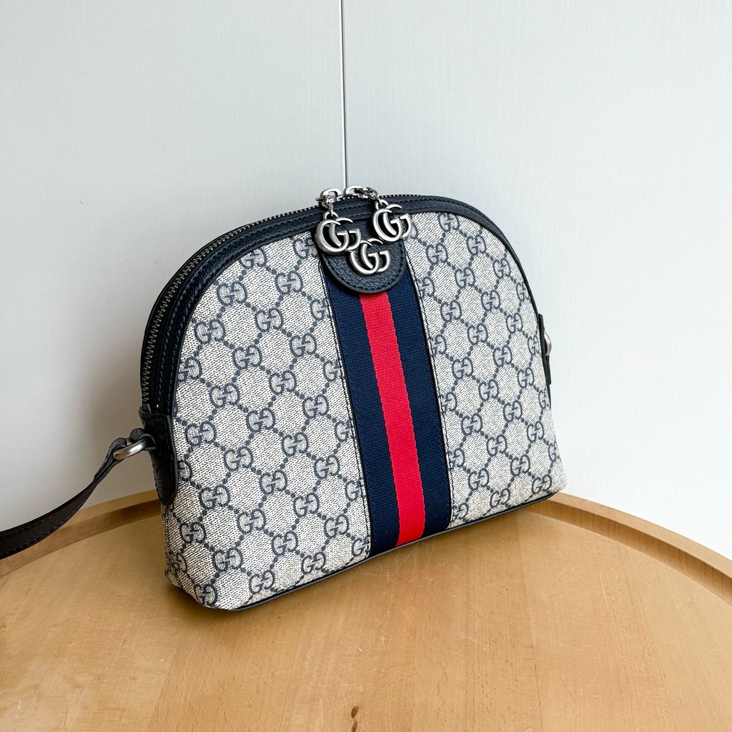 GUCCI GG Ophidia Estilo Dome Shoulder Bag Blue | Diseño Compacto y Elegante